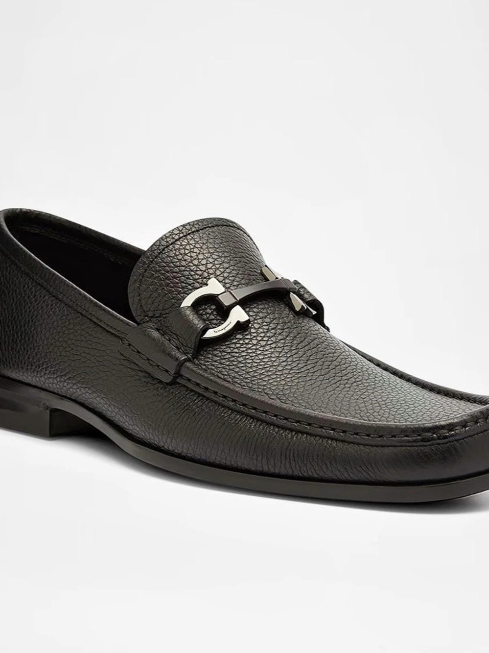 Salvatore Ferragamo Gancini Bit Black Pebbled Leather Loafers Originally $950